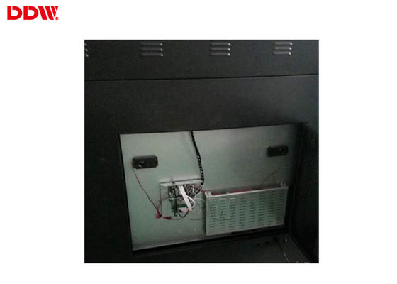 IP65 Waterproof o tela táctil exterior do quiosque do Signage de Digitas uma posição livre DDW-AD4901S 500nits de 49 polegadas