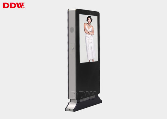 2000 Nits 55" Kiosco de sinalização digital ao ar livre com sistema de refrigeração de ventilador