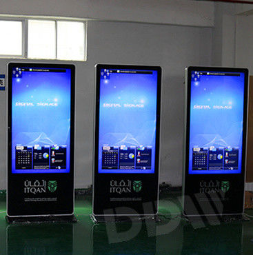 70" brilho alto 2000 lêndeas estão o quadro de avisos digital sozinho do signage com licença do software