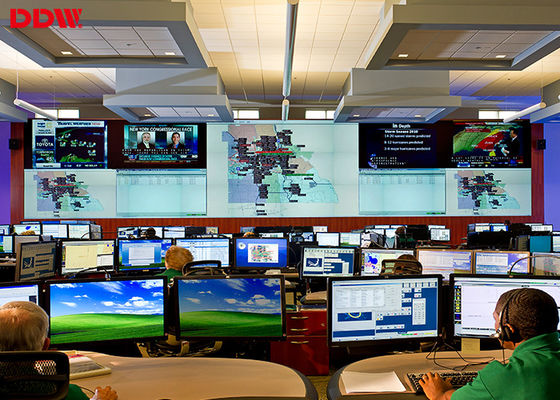 55" 5,3 milímetros de controle video da parede 3x3 RS232 de Samsung da exposição ultra fina da moldura para o centro DDW-DV55FHM-NS0 da gestão da alameda