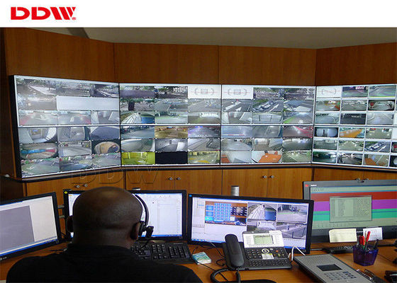 A parede video sem emenda do LG curvada conduziu o controlo a distância video do IR do sqm da polegada 500cd da parede 49