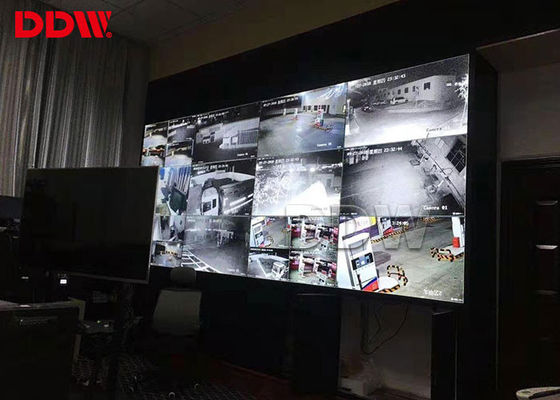 Controlador video 4x4 da parede do PC autônomo de pouco peso para a sala de comando do CCTV