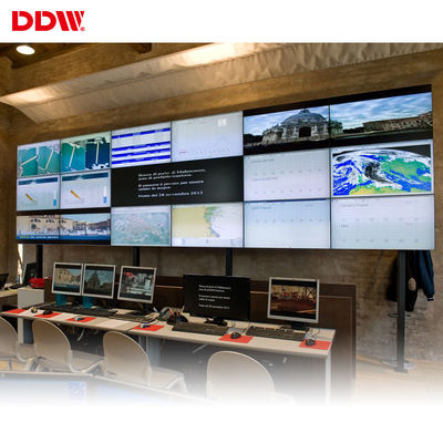 O controlador video da parede da tevê da moldura ultra estreita, VGA HDMI DVI entrou a caixa video do processador da parede do LCD